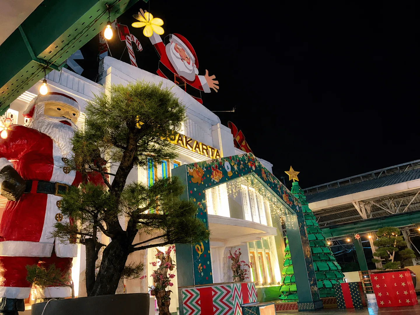 KAI Main Christmas Installation